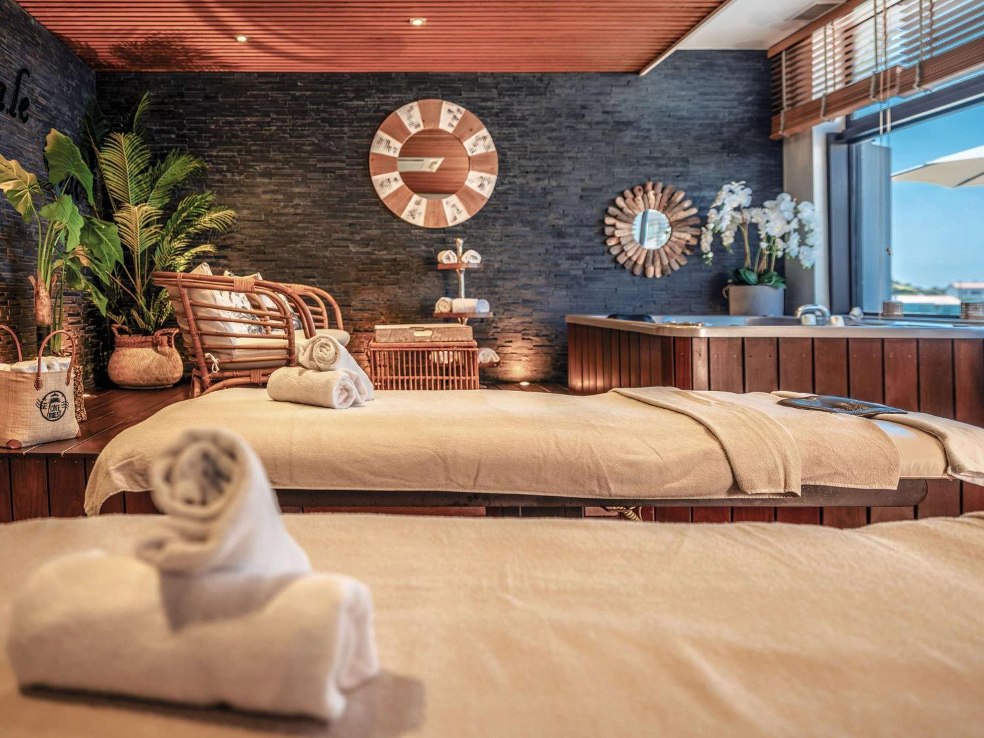 Cote Ouest Thalasso & Spa Les Sables D'Olonne - Mgallery Collection Les Sables-dʼOlonne Esterno foto